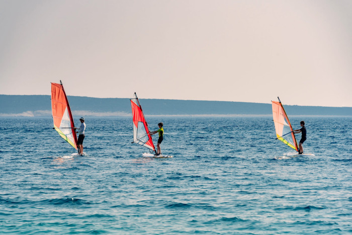 windsurfing